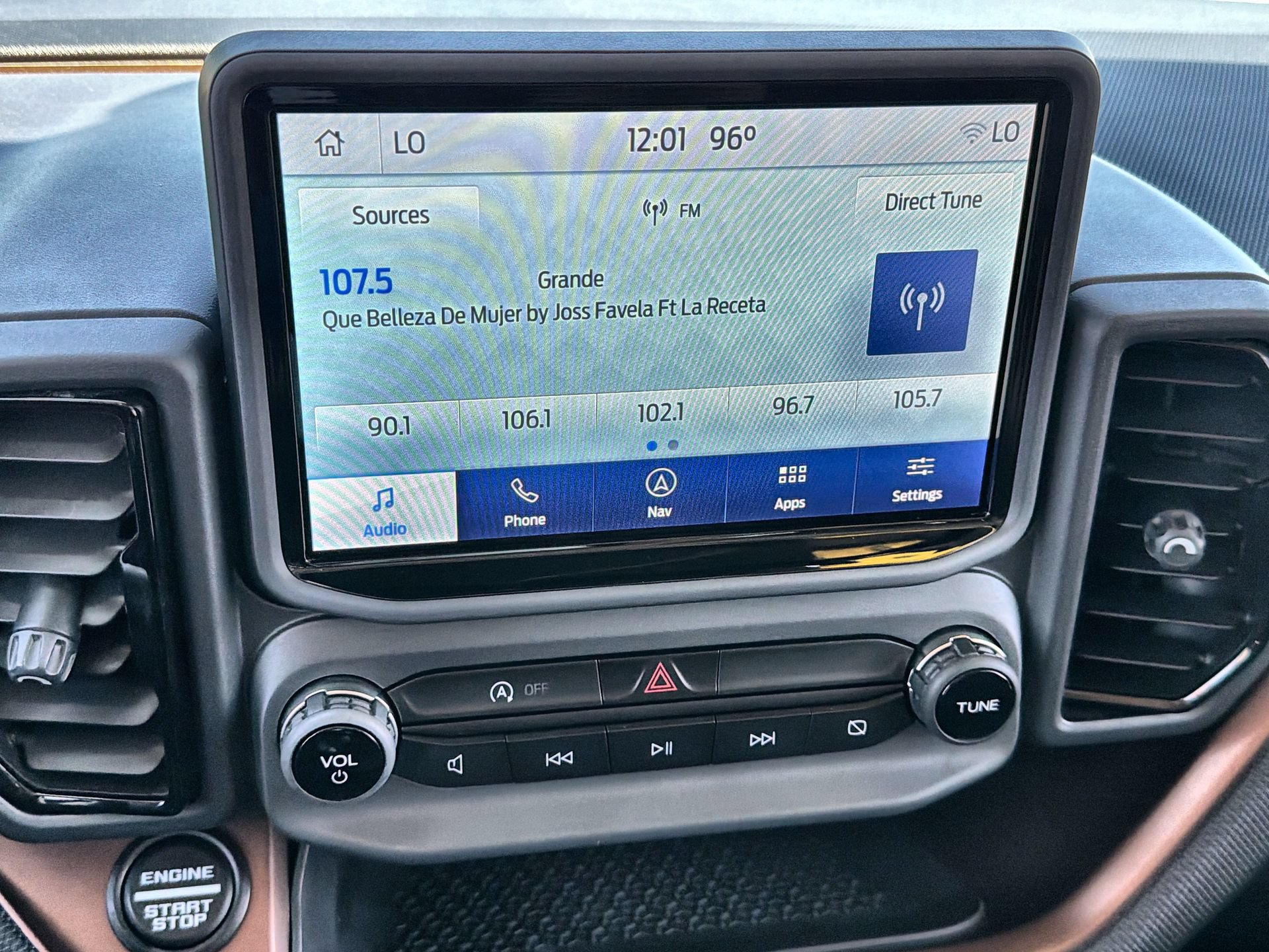 Certified 2022 Ford Bronco Sport Outer Banks AWD/4WD image 16