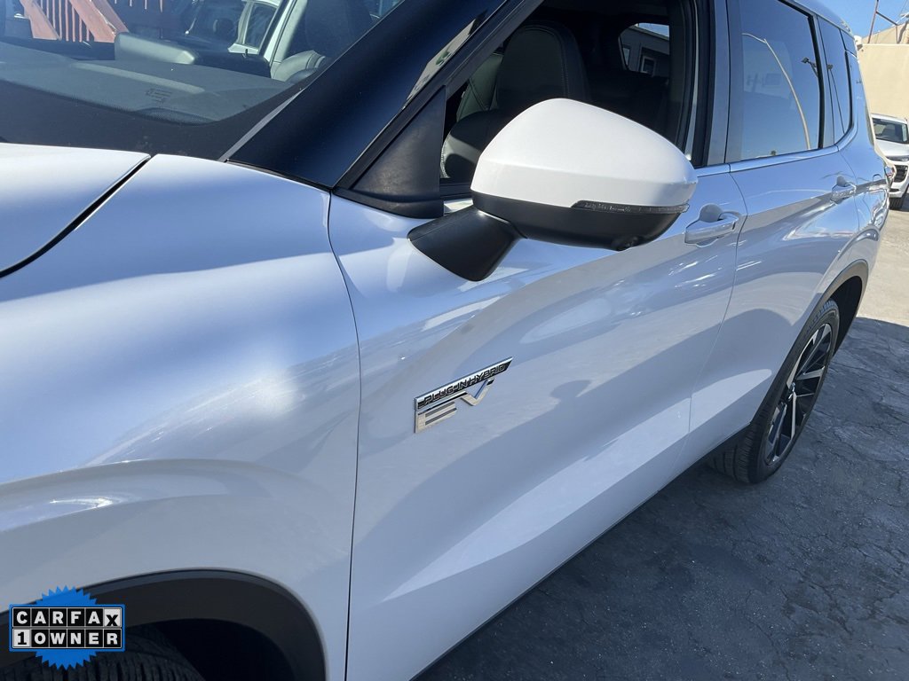 Used 2023 Mitsubishi Outlander SE image 92