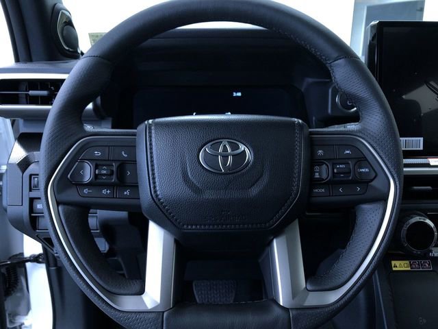New 2026 Toyota 4Runner Limited AWD/4WD image 16