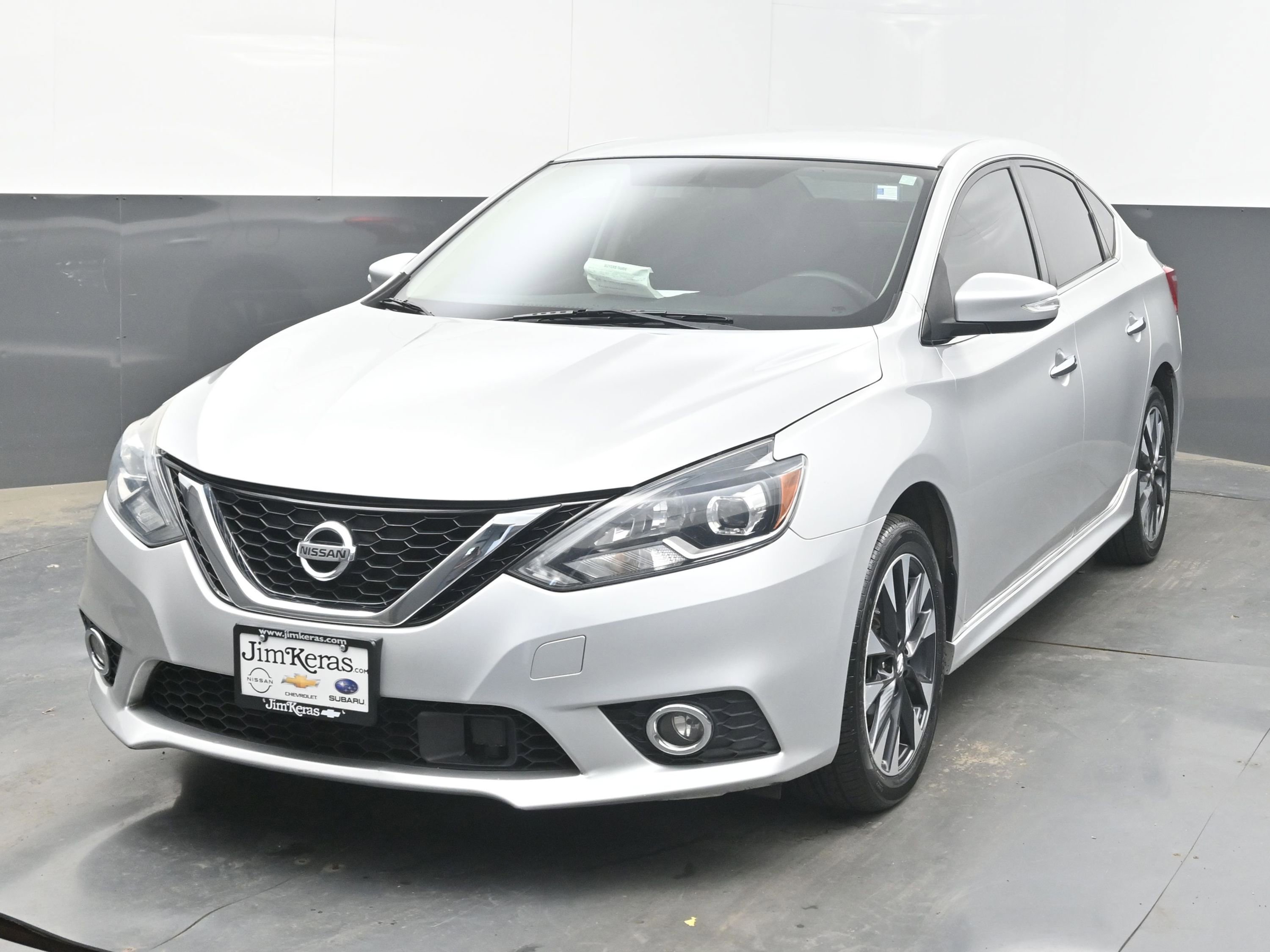 Used 2018 Nissan Sentra SR w/ Technology Package image 4