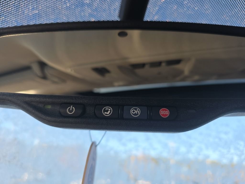 Used 2014 Chevrolet Traverse LTZ image 34