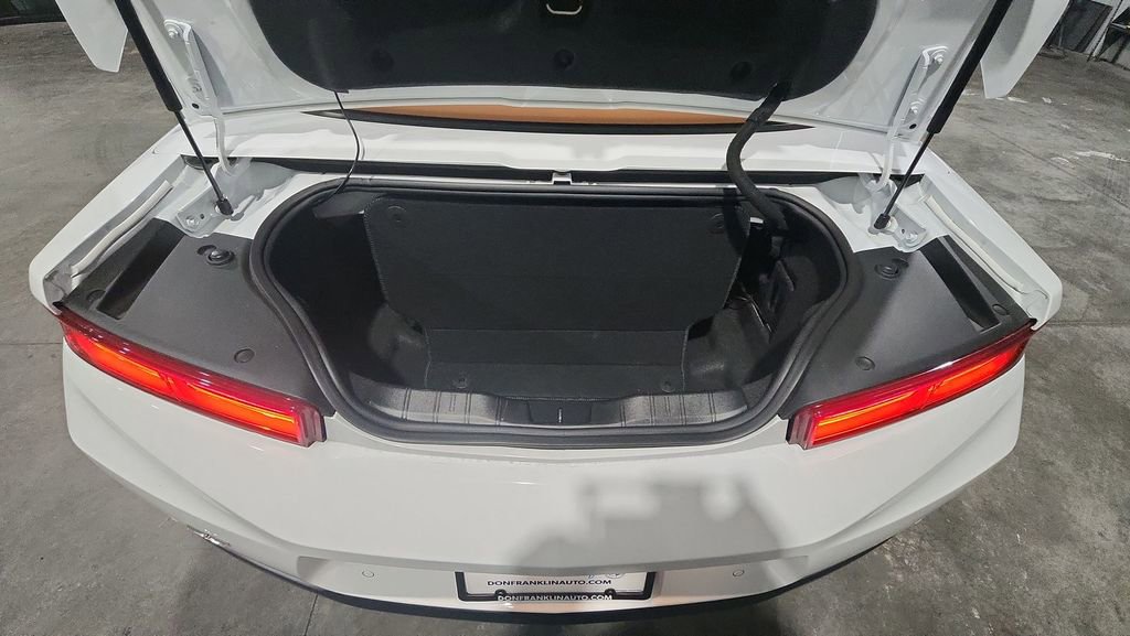 Used 2016 Chevrolet Camaro LT image 27