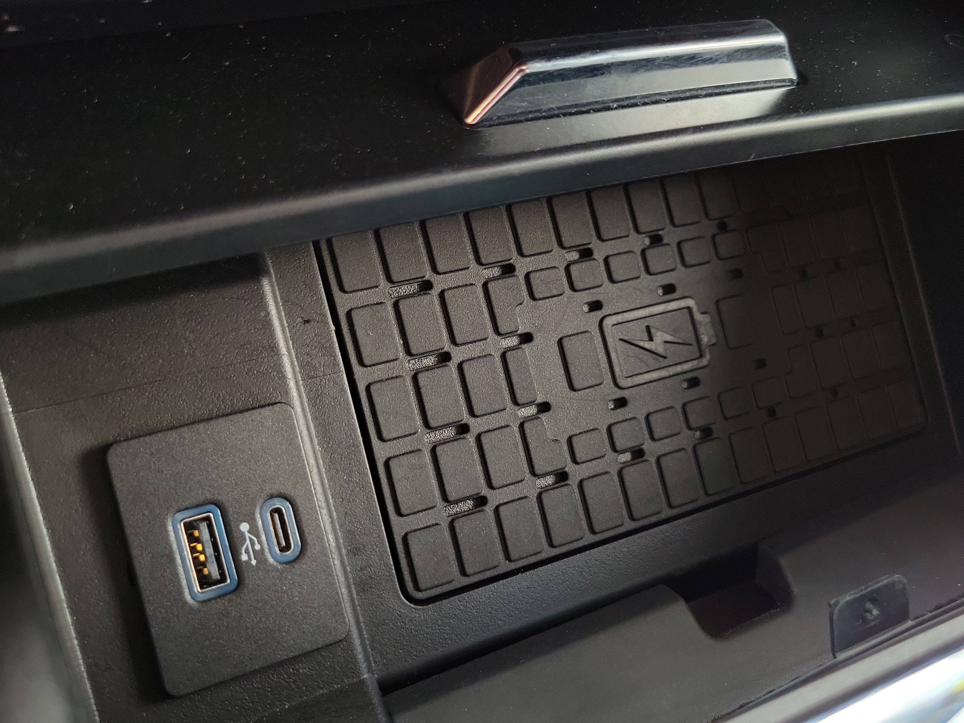 Used 2023 Ford Expedition XLT RWD image 9