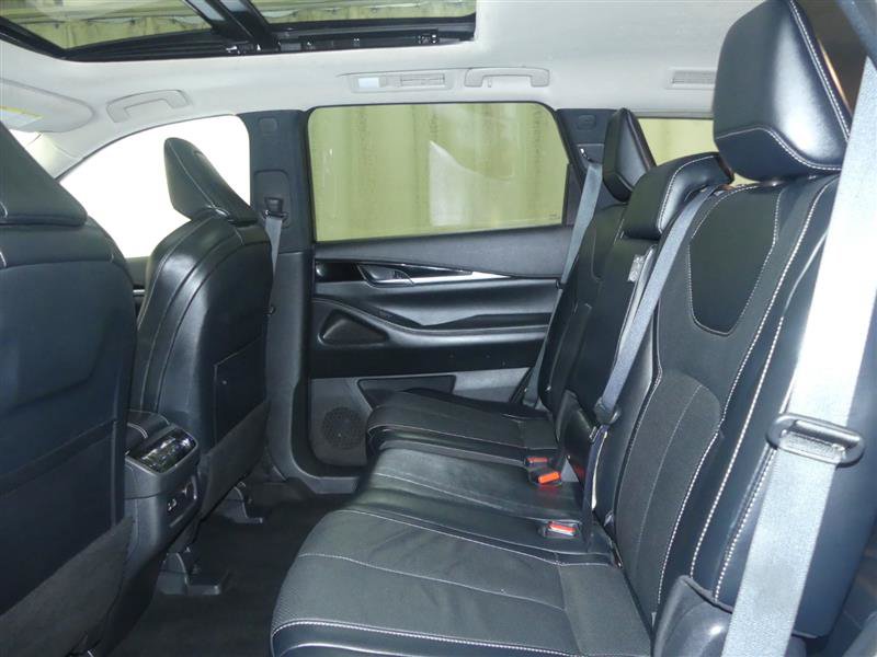 Used 2023 INFINITI QX60 Pure AWD/4WD image 22