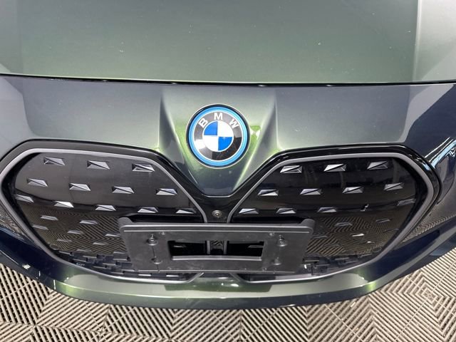 Used 2024 BMW i4 xDrive40i w/ M Sport Package image 9