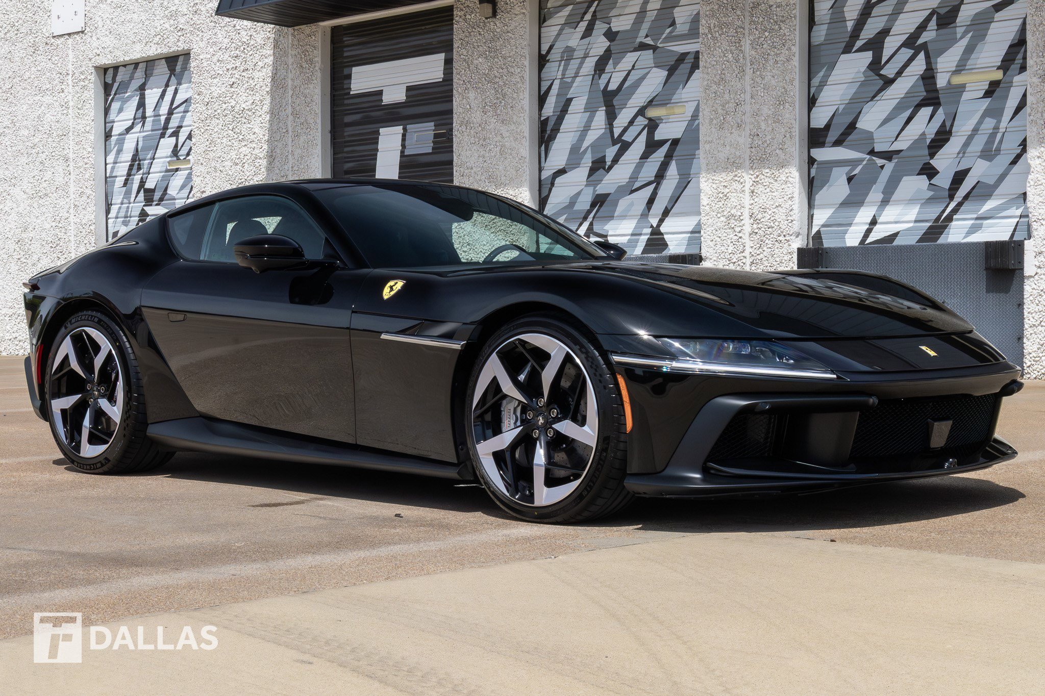 Used 2025 Ferrari 12Cilindri image 18