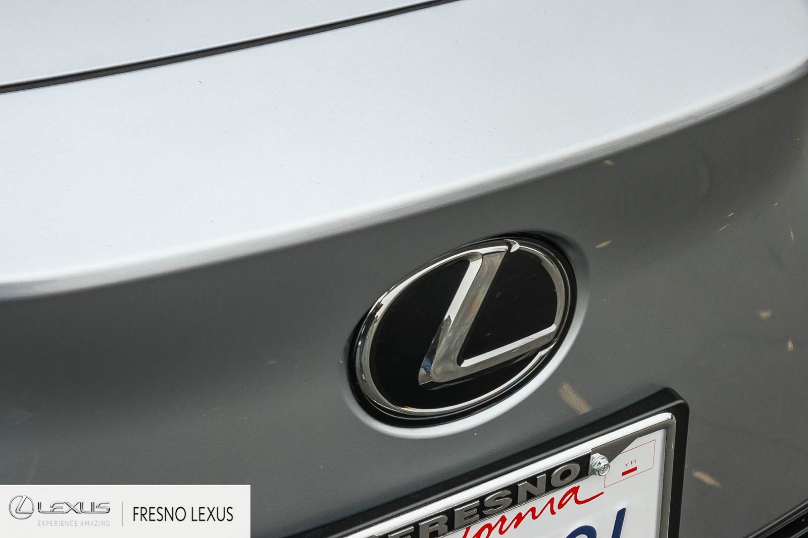 Used 2025 Lexus RZ 300e image 11