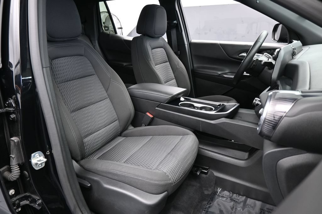 Used 2025 Chevrolet Equinox LT FWD image 44