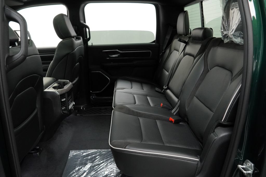 New 2027 RAM 1500 Laramie w/ Laramie Preferred Package AWD/4WD image 17
