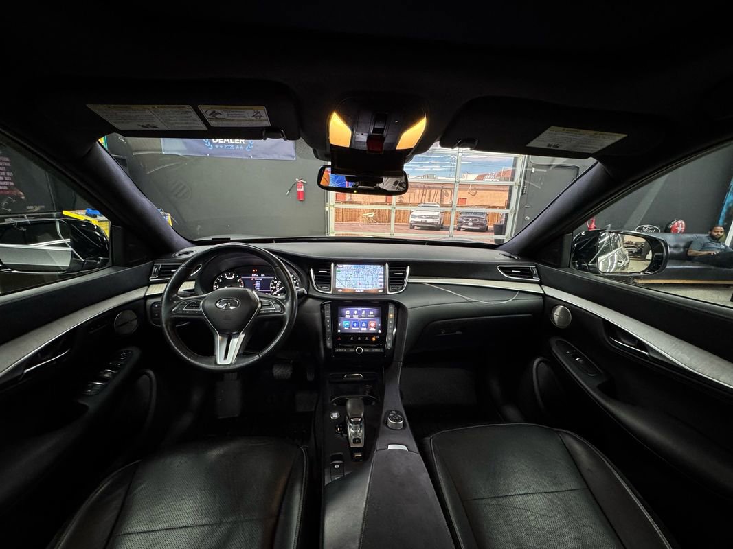 Used 2019 INFINITI QX50 Essential w/ Sensory Package AWD/4WD image 34