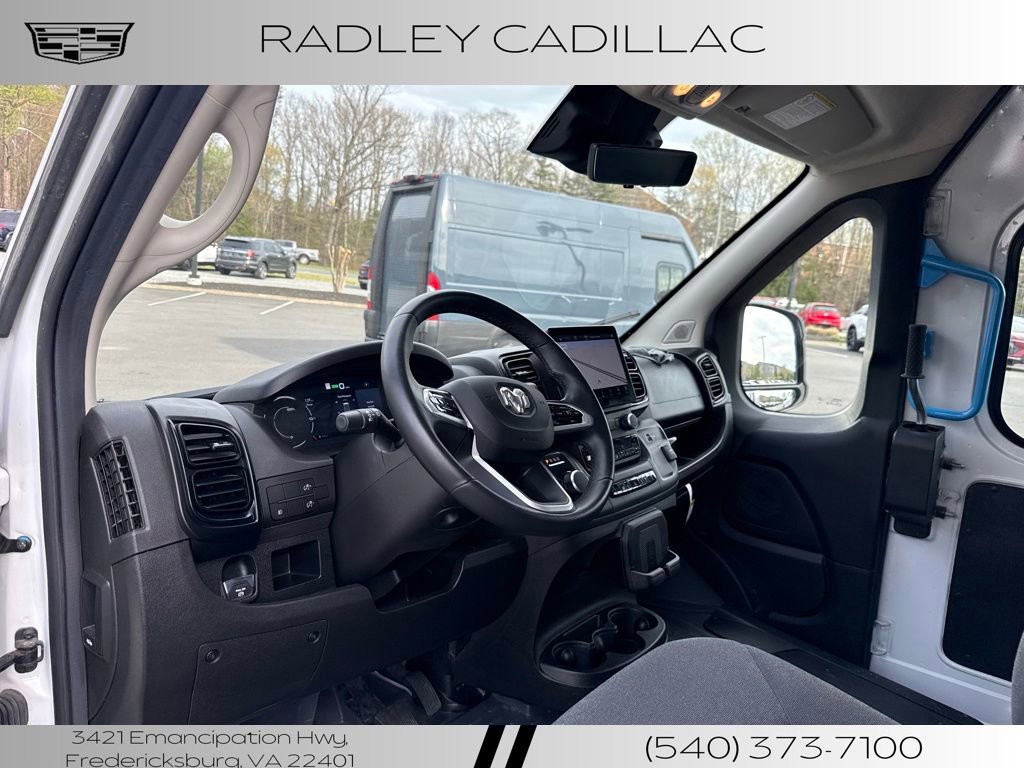 Used 2024 RAM ProMaster 3500 w/ Delivery Van Package image 4