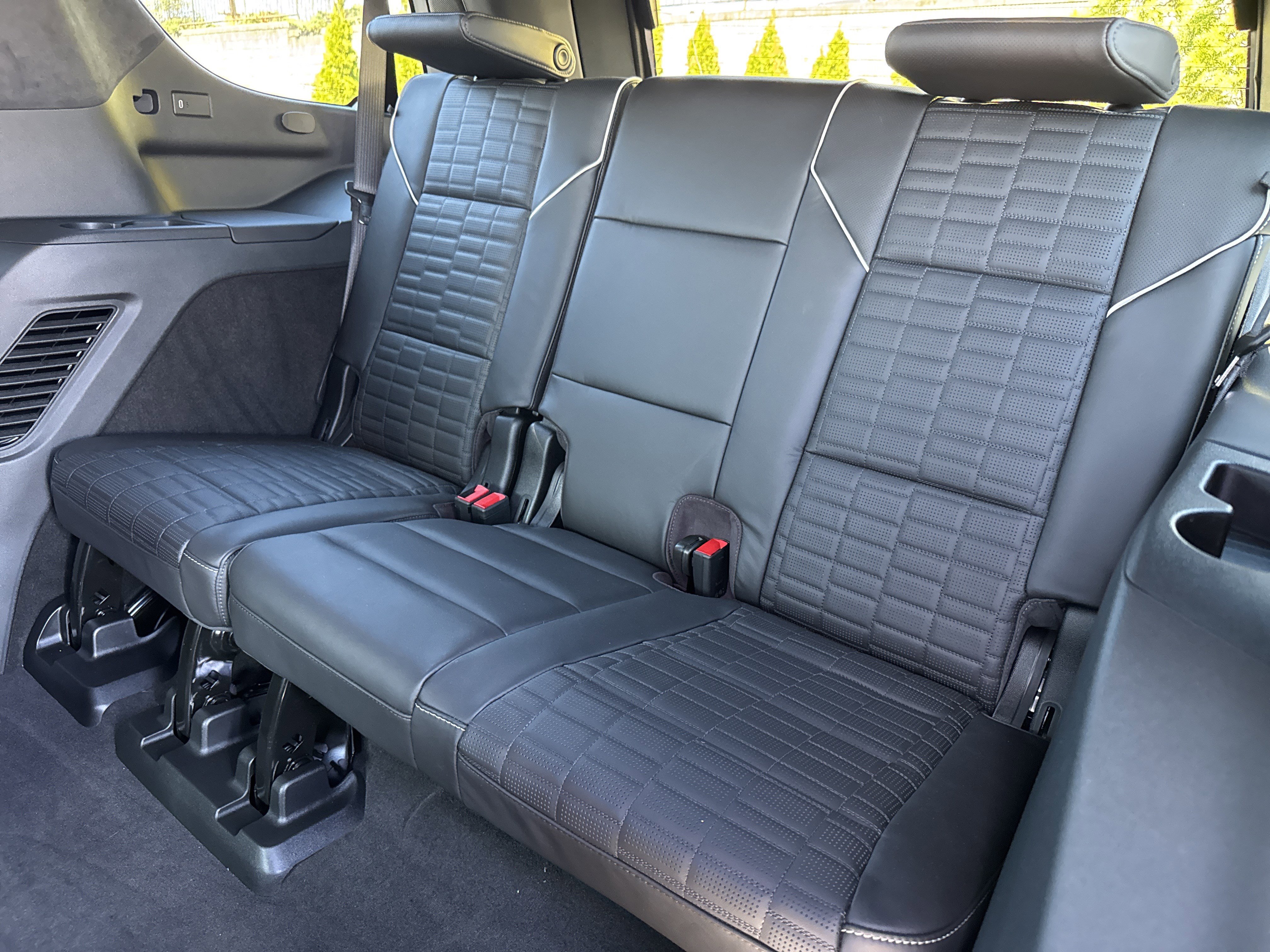 Used 2026 Cadillac Escalade V image 35