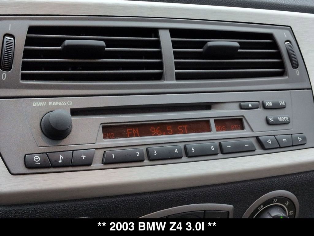 Used 2003 BMW Z4 3.0i image 4