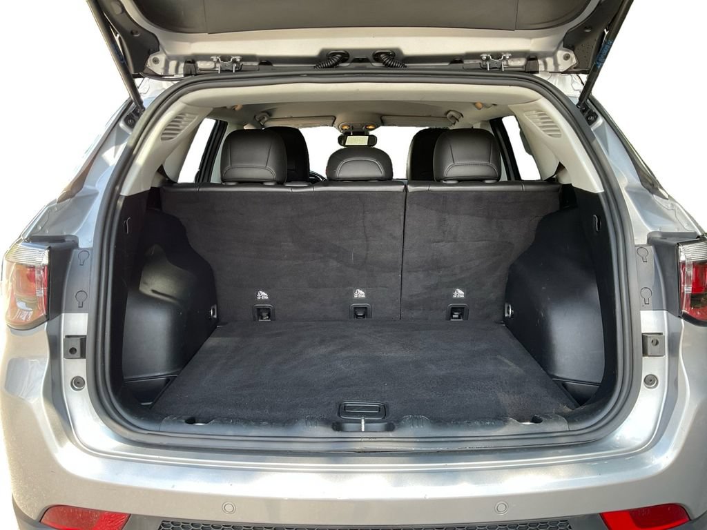 Used 2021 Jeep Compass Limited FWD image 12