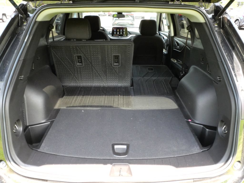 Used 2024 Chevrolet Blazer LT w/ Midnight/Sport Edition AWD/4WD image 29