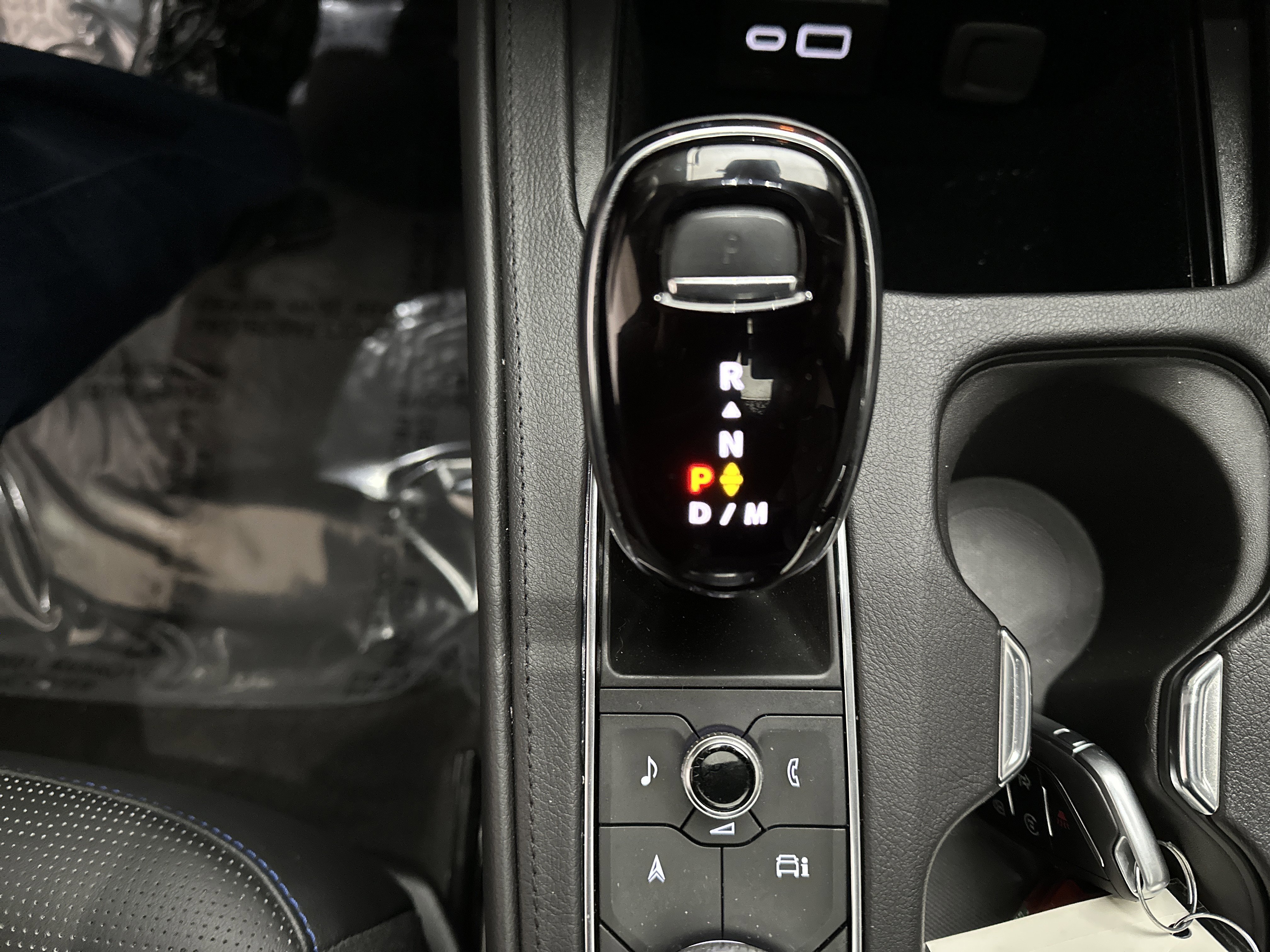 Used 2024 Cadillac XT4 Sport image 43