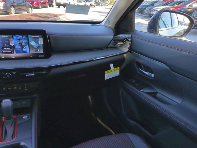 New 2026 Nissan Kicks SR image 15