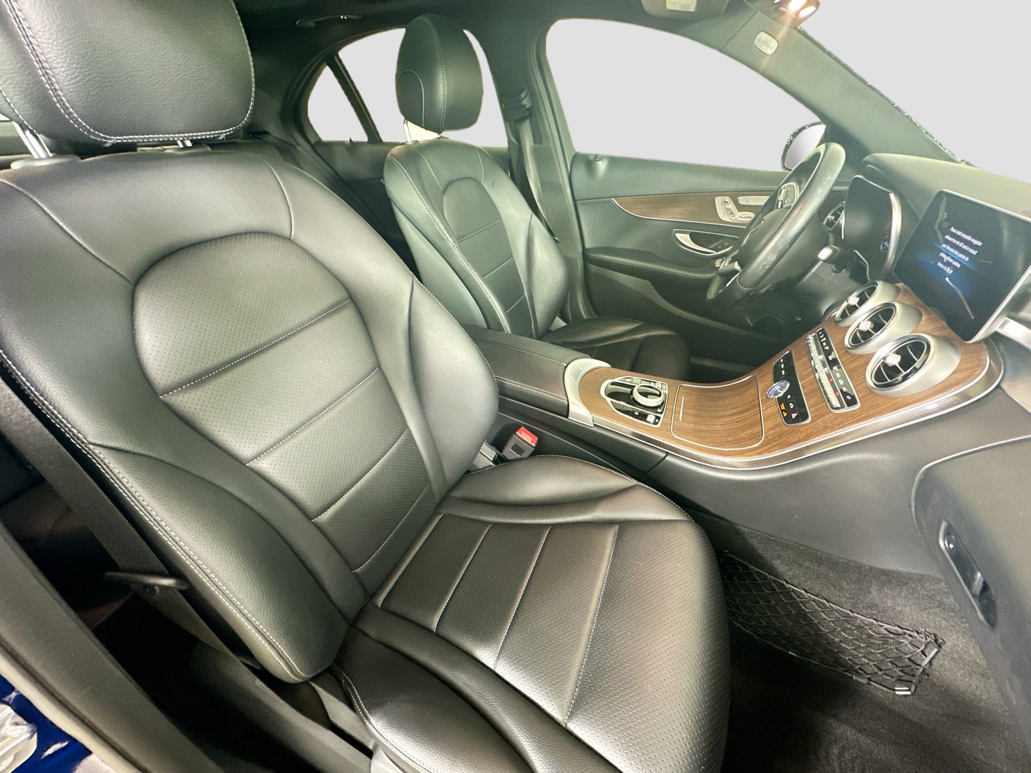 Certified 2019 Mercedes-Benz C 300 4MATIC Sedan image 35