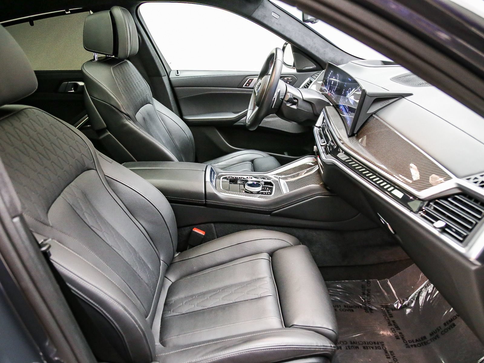 Certified 2025 BMW X6 M60i AWD/4WD image 17