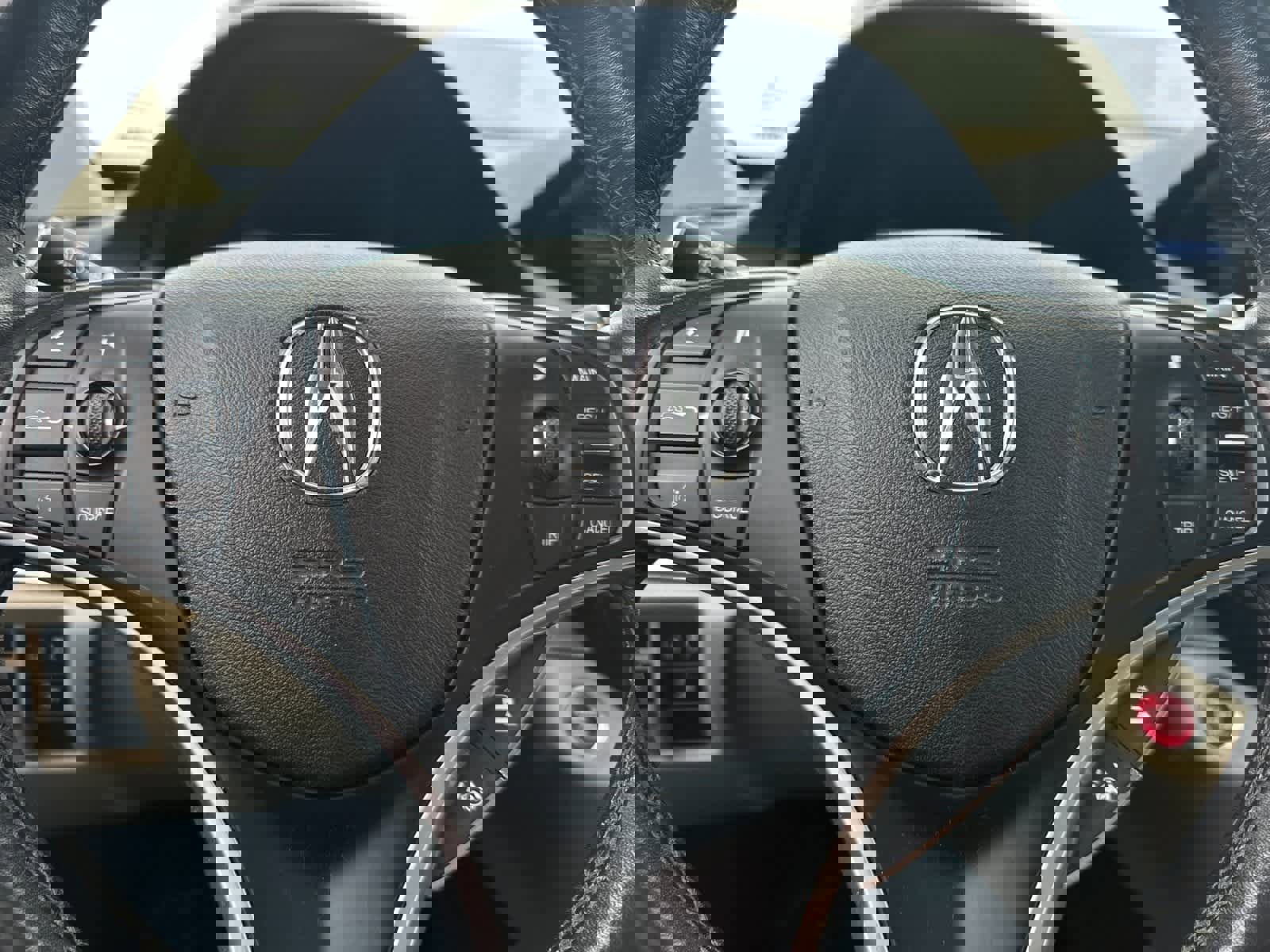 Used 2018 Acura MDX FWD image 25