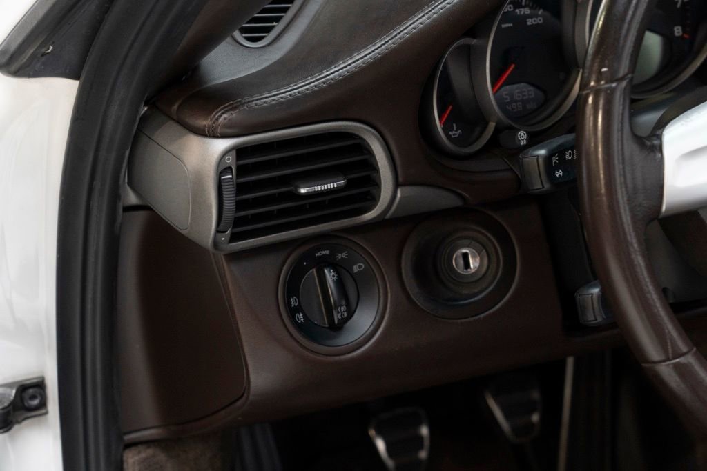 Used 2006 Porsche 911 Carrera image 22