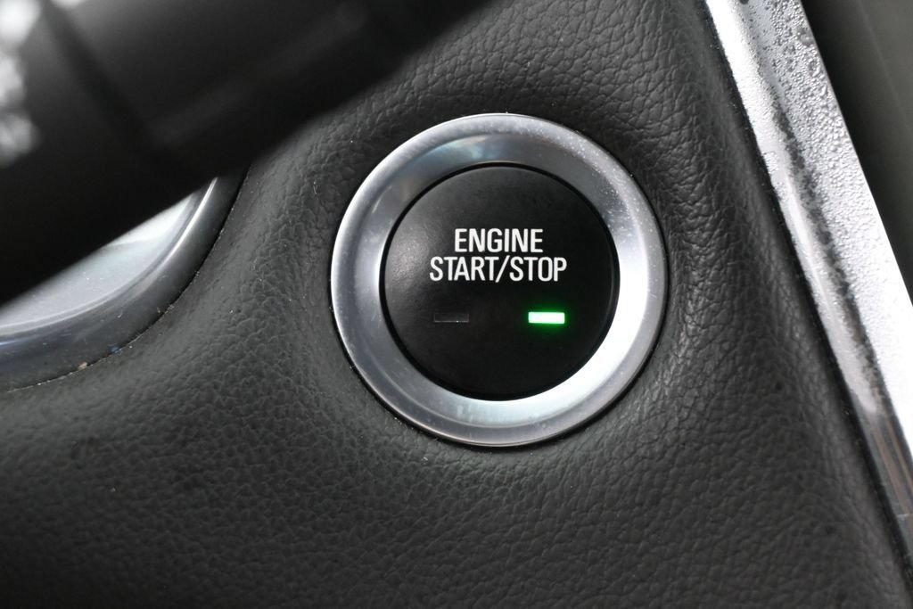 Used 2020 Chevrolet Traverse LS FWD image 25
