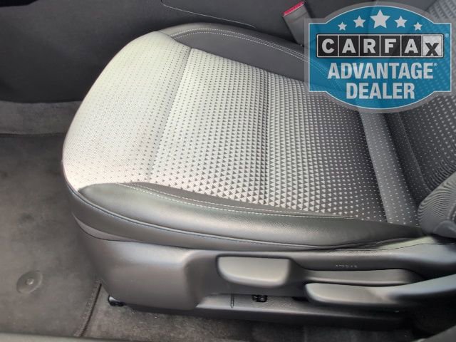Certified 2025 Chevrolet Trax LT image 11
