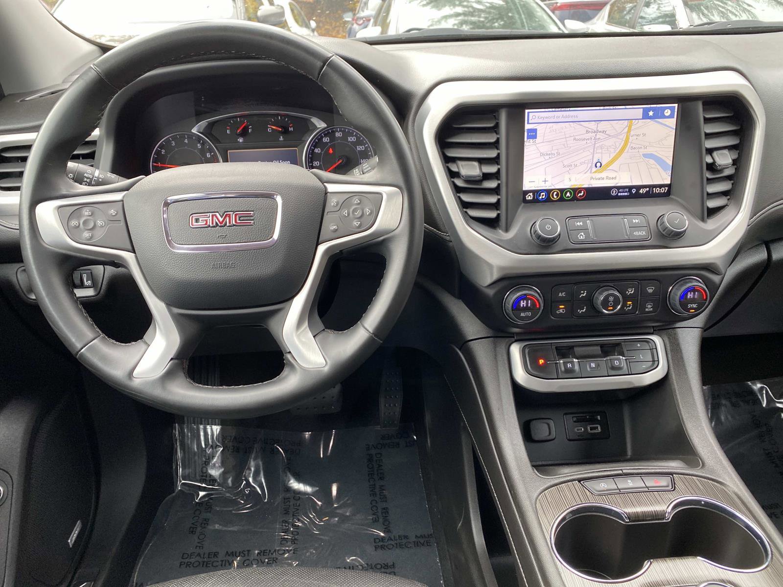 Used 2023 GMC Acadia SLT image 10