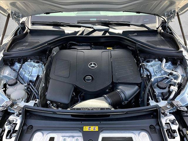 Used 2023 Mercedes-Benz GLC 300 4MATIC image 11