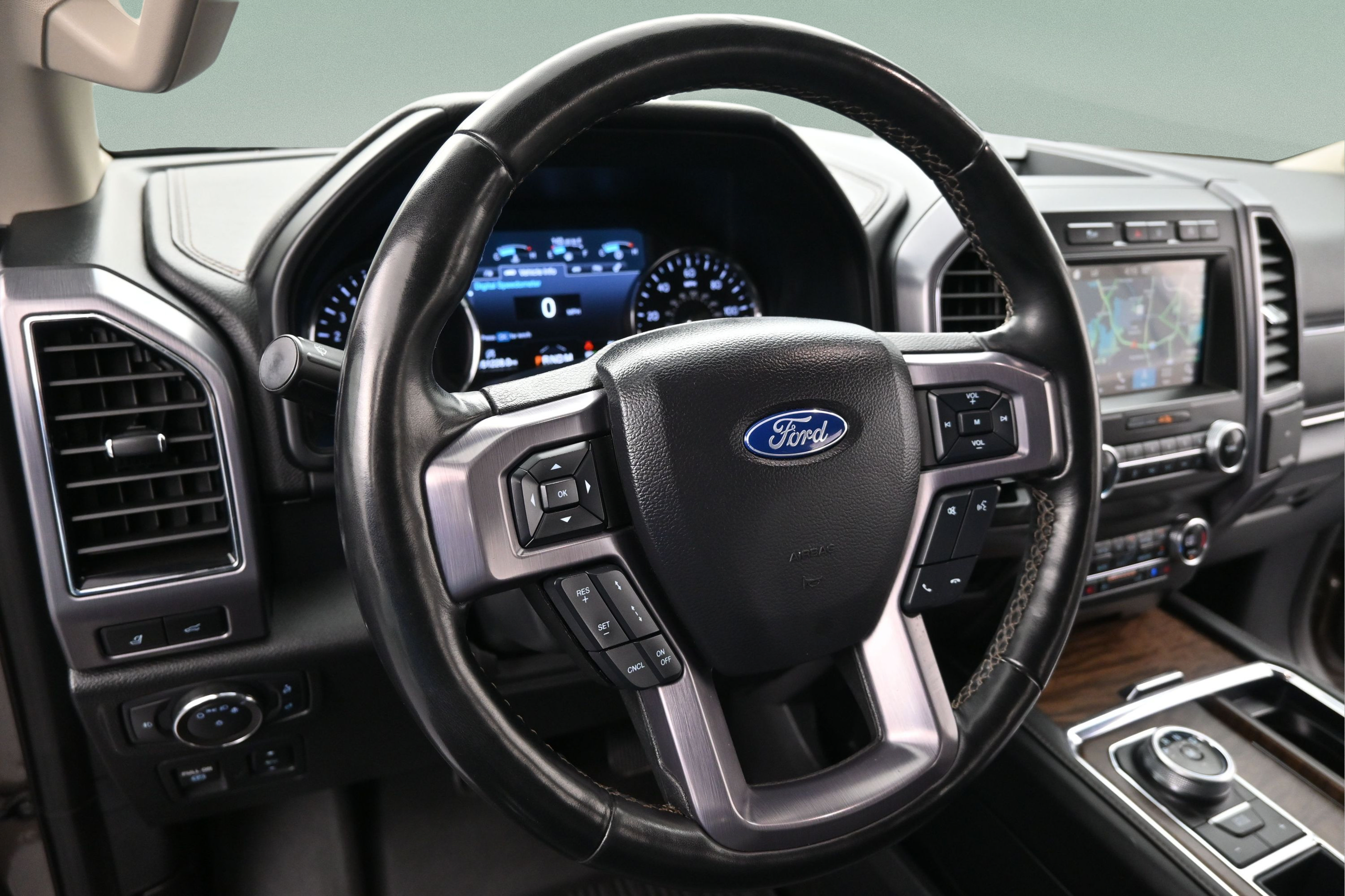 Certified 2019 Ford Expedition Platinum RWD image 13