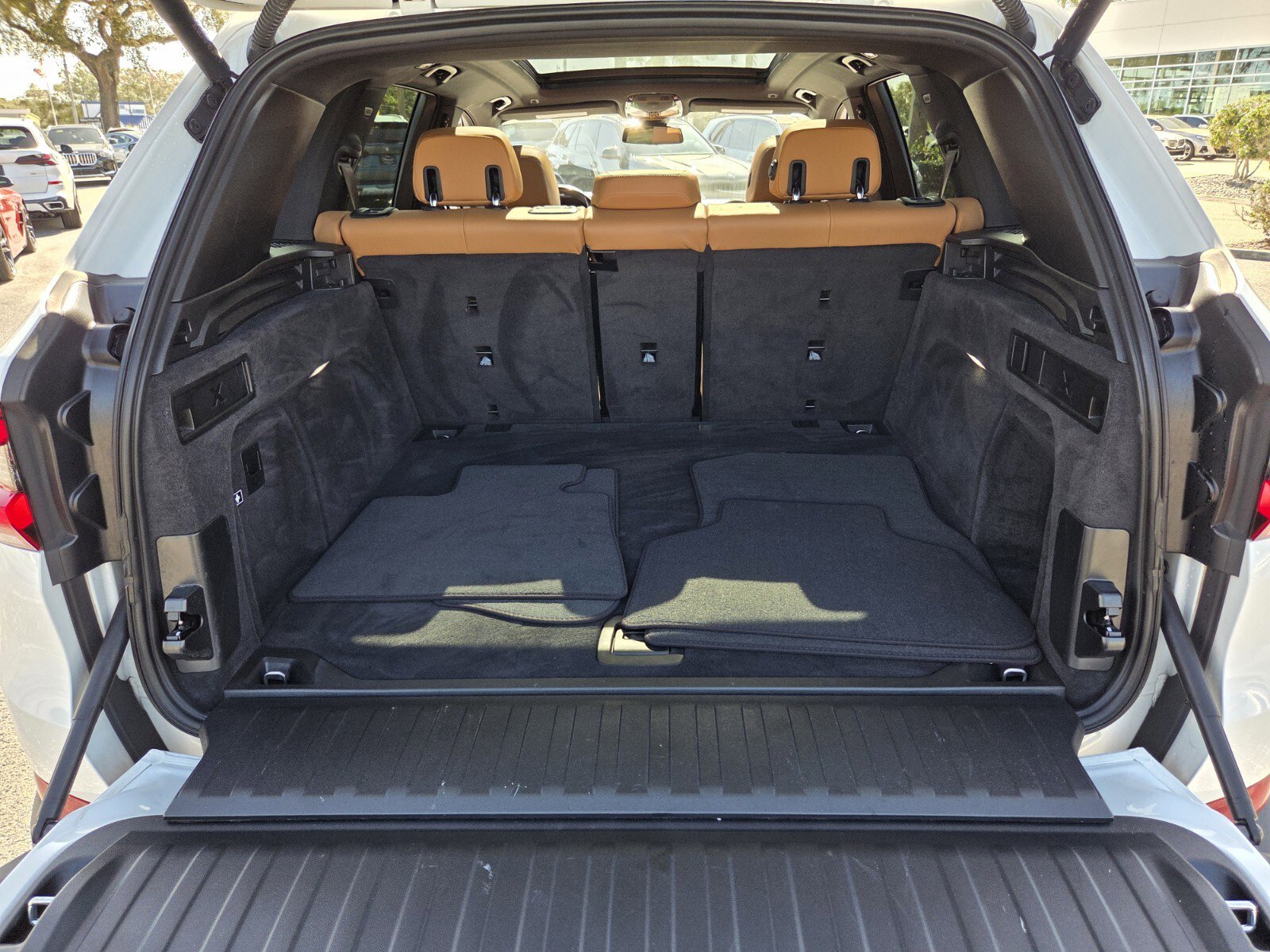 Used 2022 BMW X5 sDrive40i w/ Premium Package image 15