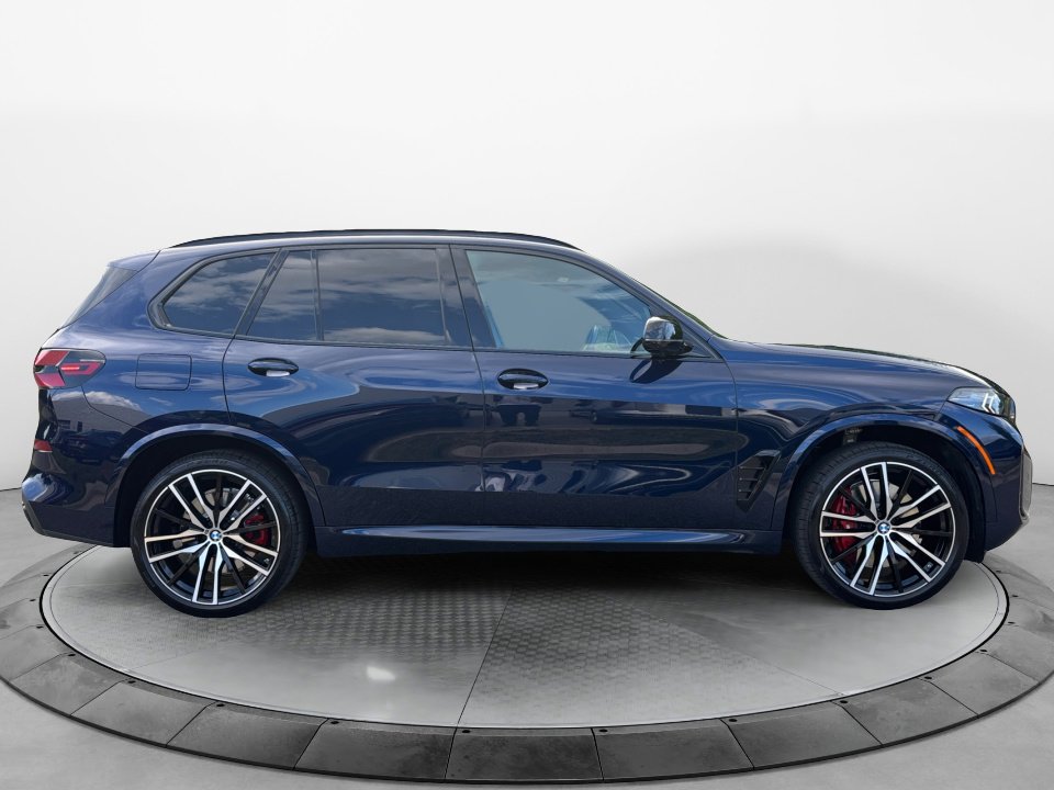 Used 2026 BMW X5 M60i AWD/4WD image 8