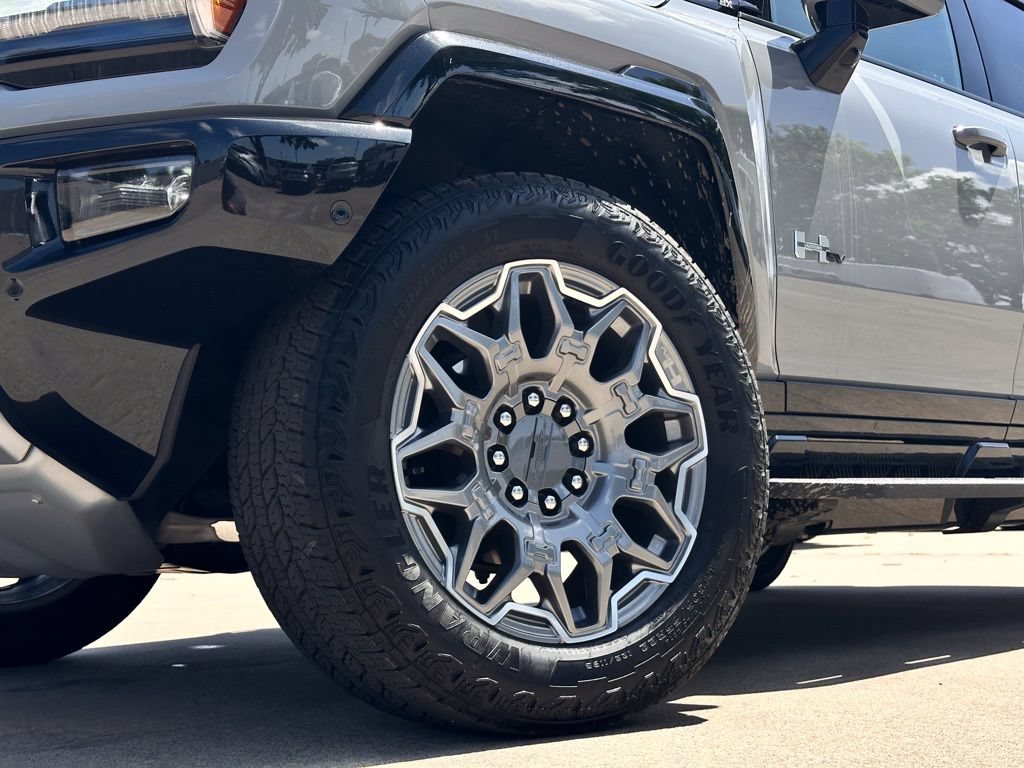 Used 2025 GMC Hummer EV 3X AWD/4WD image 7