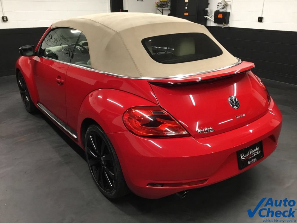 Used 2014 Volkswagen Beetle R-Line FWD image 18
