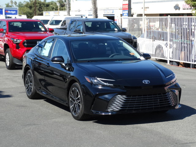 New 2026 Toyota Camry XLE image 2