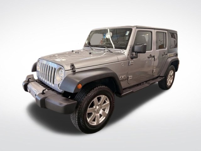 Used 2017 Jeep Wrangler Unlimited Sahara w/ Max Tow Package AWD/4WD image 3