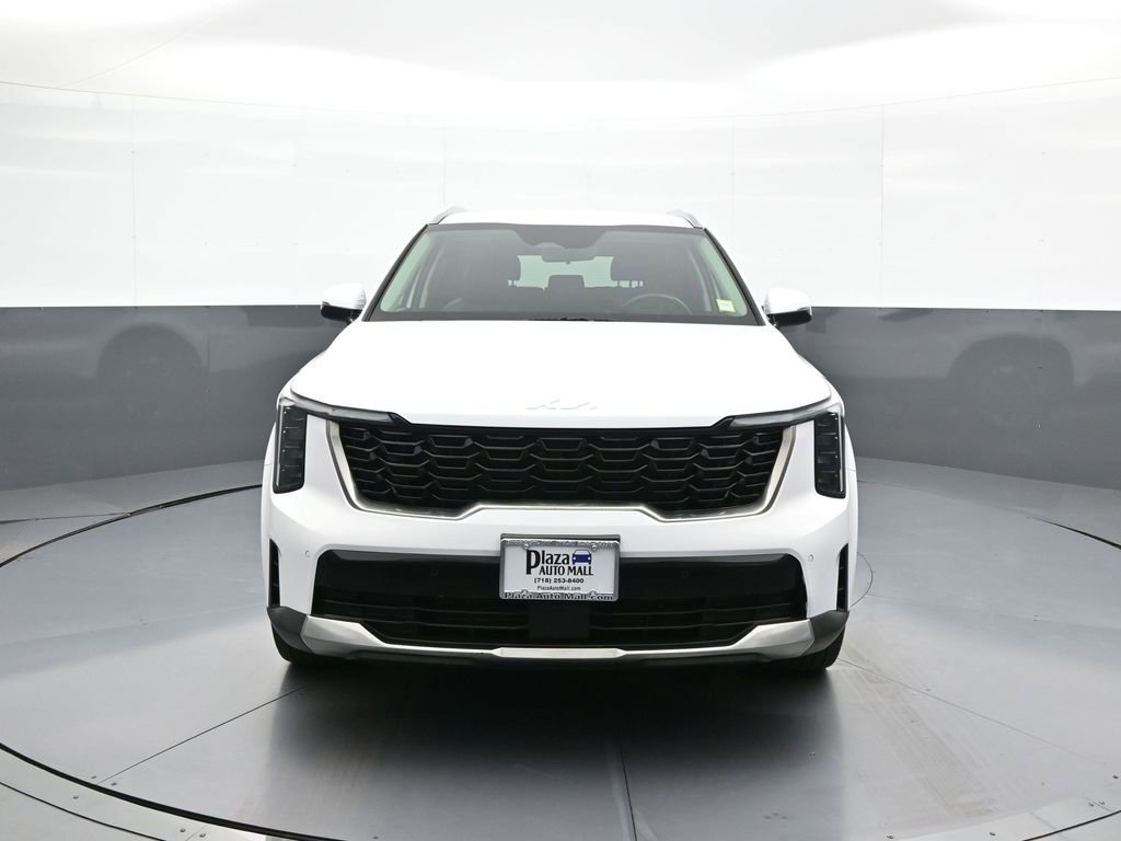Certified 2024 Kia Sorento S image 2