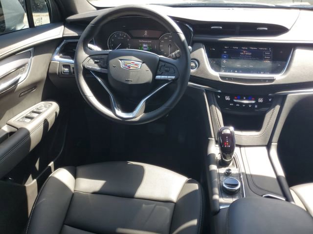 Certified 2024 Cadillac XT6 Luxury image 17