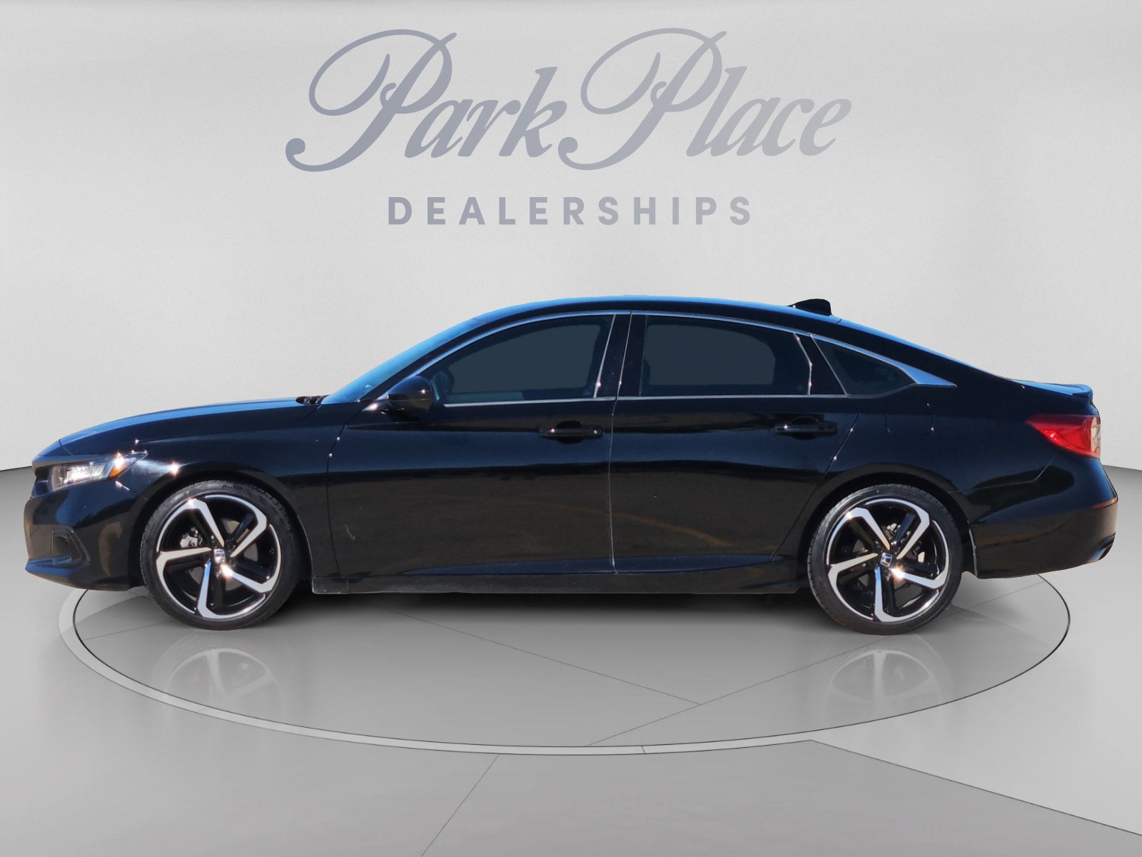 Used 2022 Honda Accord Sport image 2