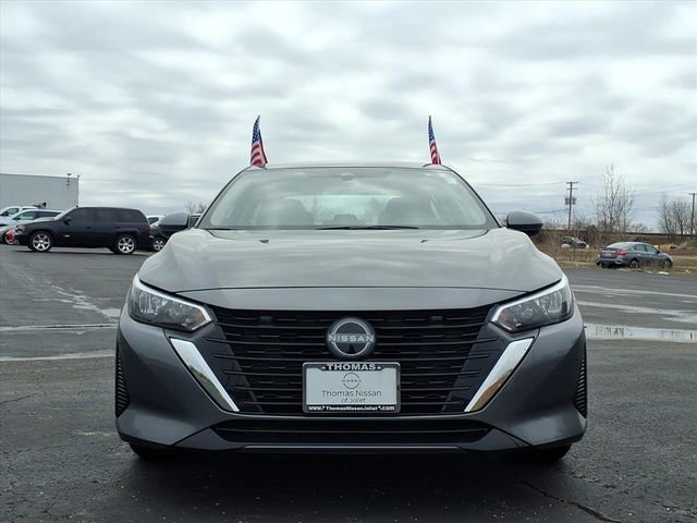 Certified 2025 Nissan Sentra SV w/ Trunk Package image 2