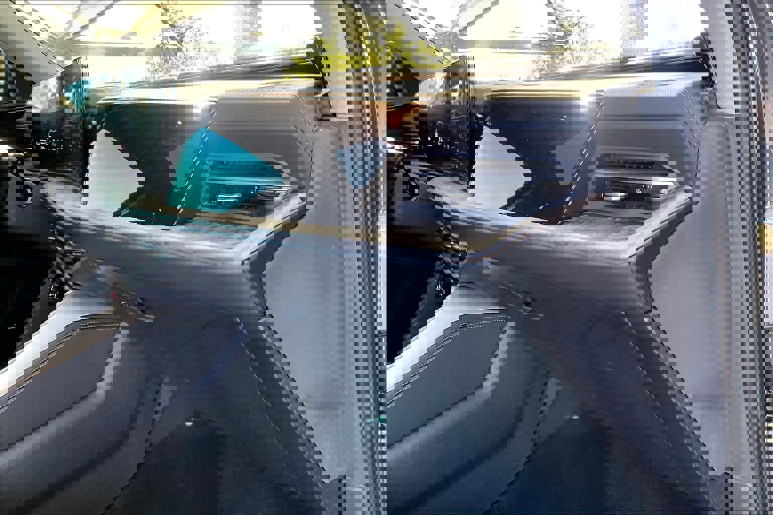 Used 2025 Audi Q5 Premium Plus w/ Premium Plus image 17