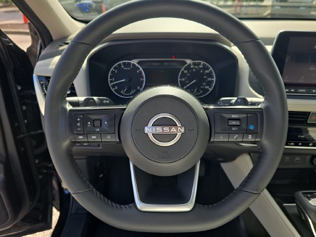 Certified 2023 Nissan Rogue SL AWD/4WD image 30