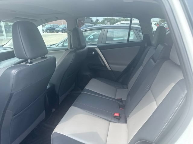 Used 2015 Toyota RAV4 Limited AWD/4WD image 13
