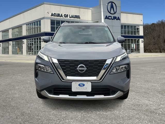 Used 2023 Nissan Rogue Platinum AWD/4WD image 2