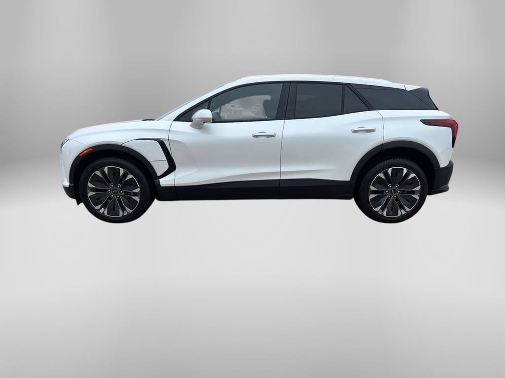 Used 2024 Chevrolet Blazer EV LT AWD/4WD image 48