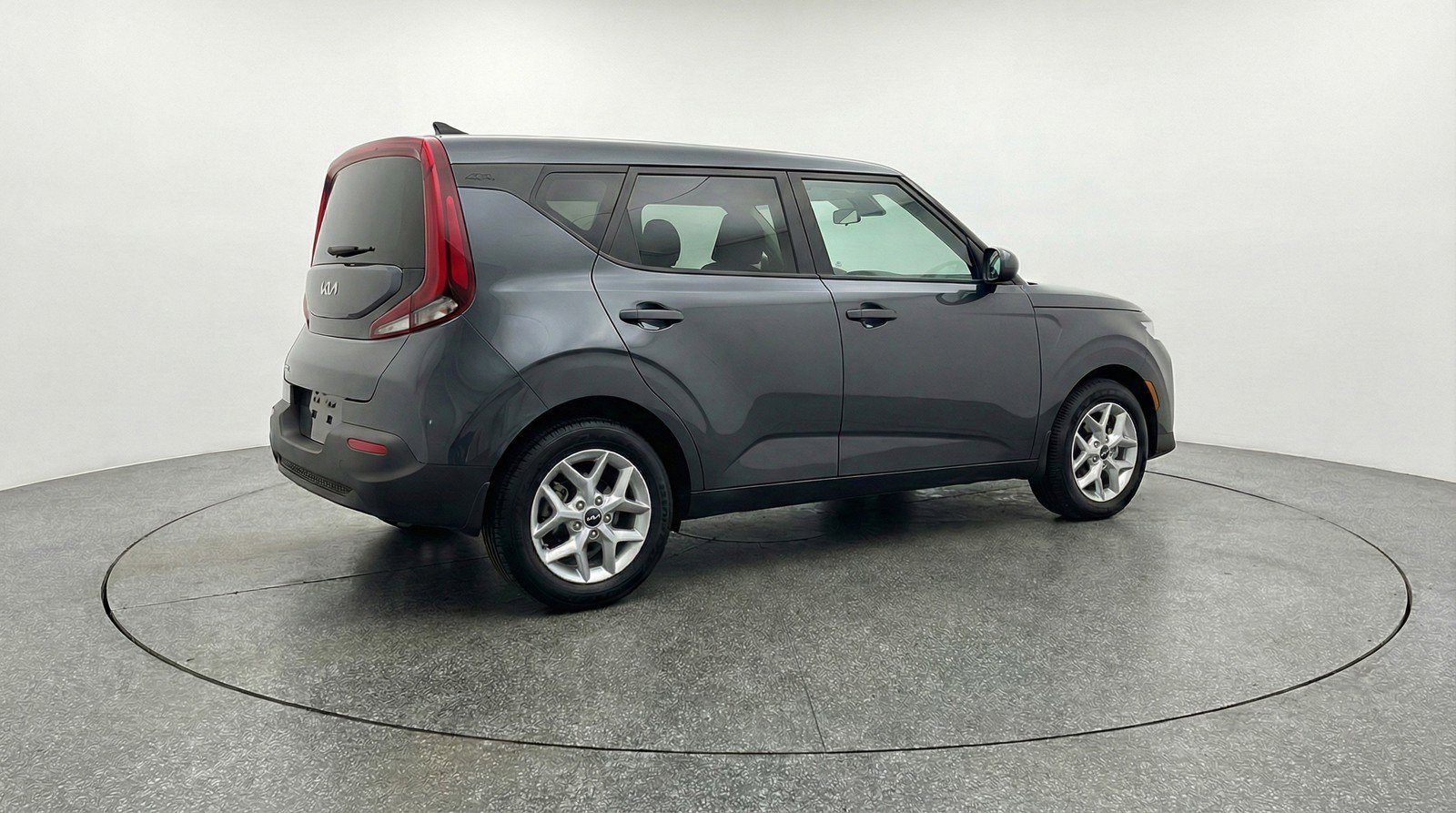 Used 2025 Kia Soul LX w/ LX Technology Package FWD image 9