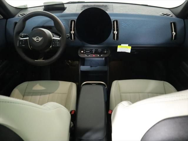 New 2025 MINI Cooper Countryman SE w/ Comfort Package Max AWD/4WD image 11