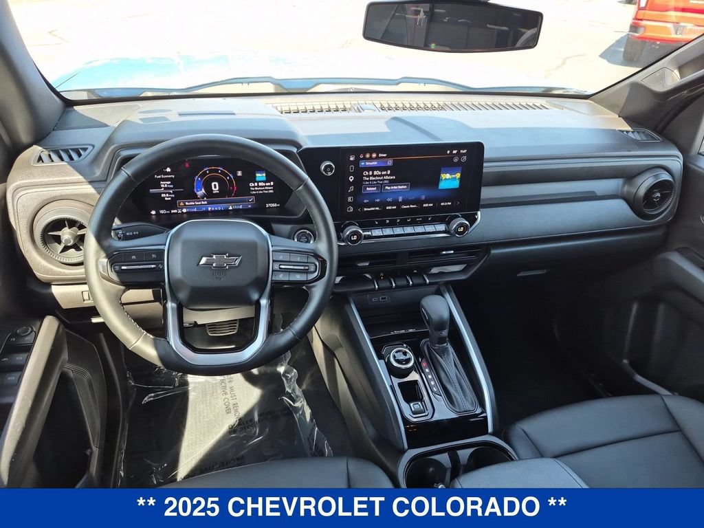 Used 2025 Chevrolet Colorado Trail Boss AWD/4WD image 16