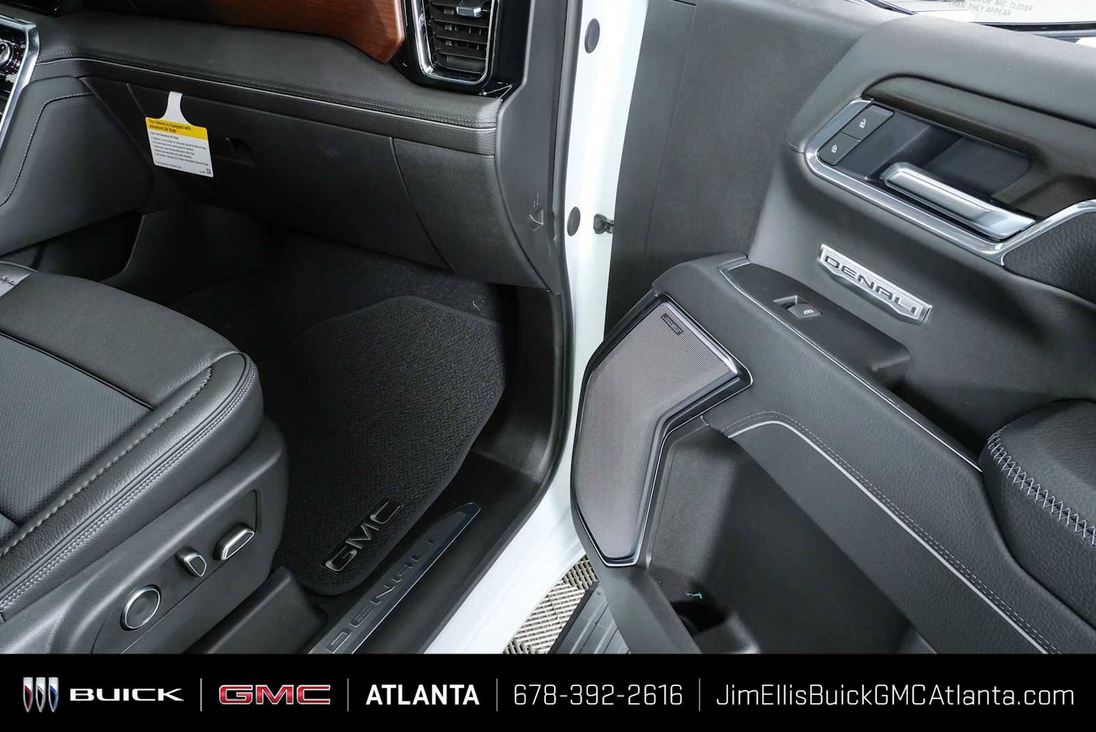 New 2026 GMC Sierra 1500 Denali w/ Denali Reserve Package AWD/4WD image 28