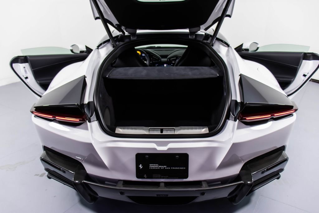 Certified 2025 Ferrari 12Cilindri image 22